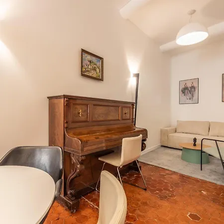 Old Town Apartment Menton