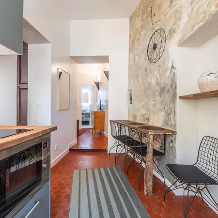 Old Town * マントン